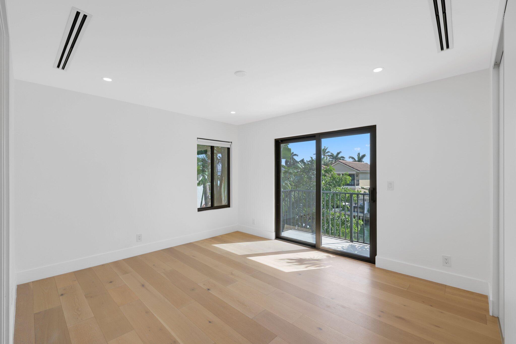 680 NE 29th Place