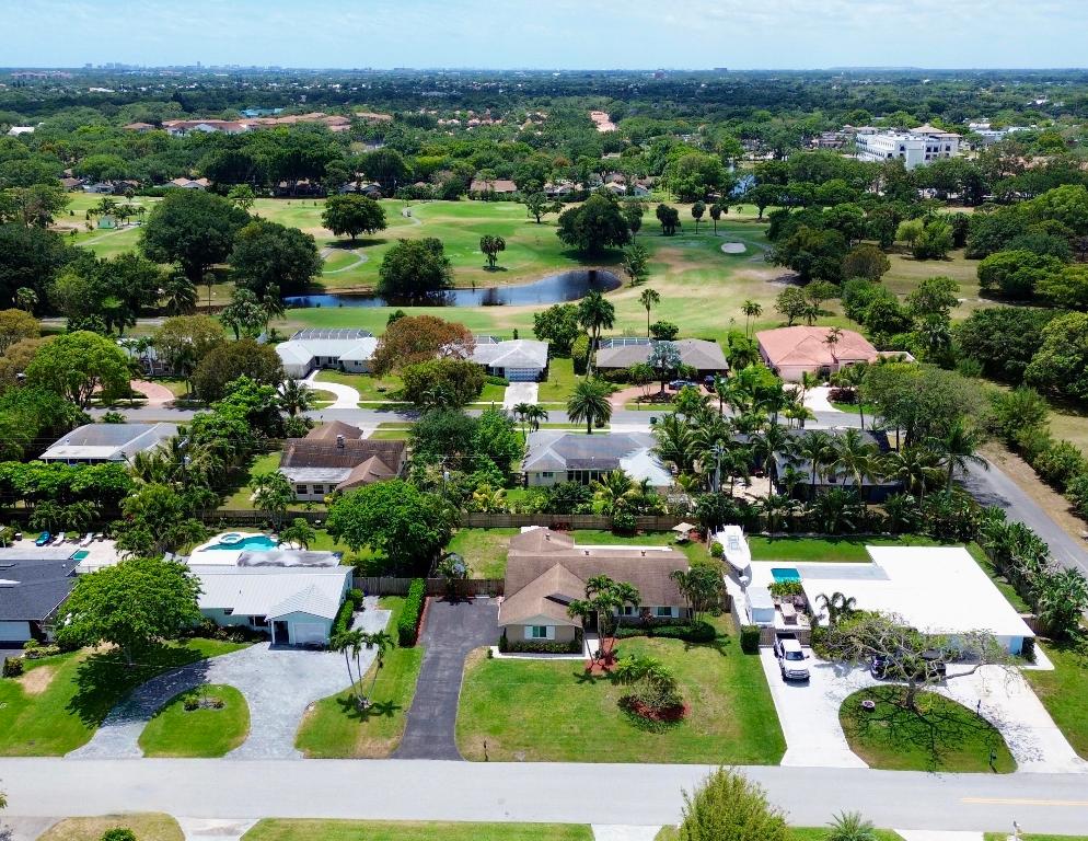 3720 Sherwood Boulevard