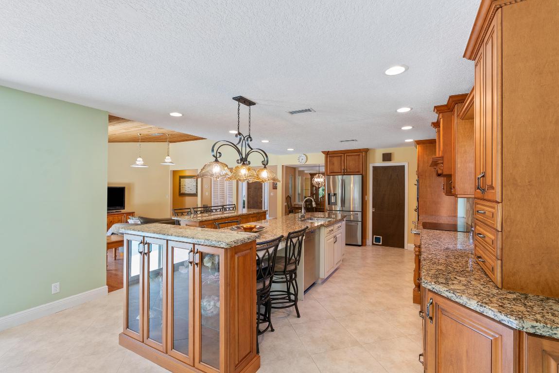 3720 Sherwood Boulevard