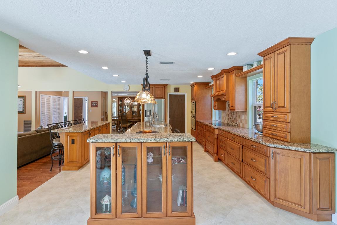 3720 Sherwood Boulevard