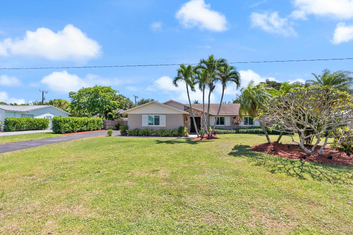 3720 Sherwood Boulevard