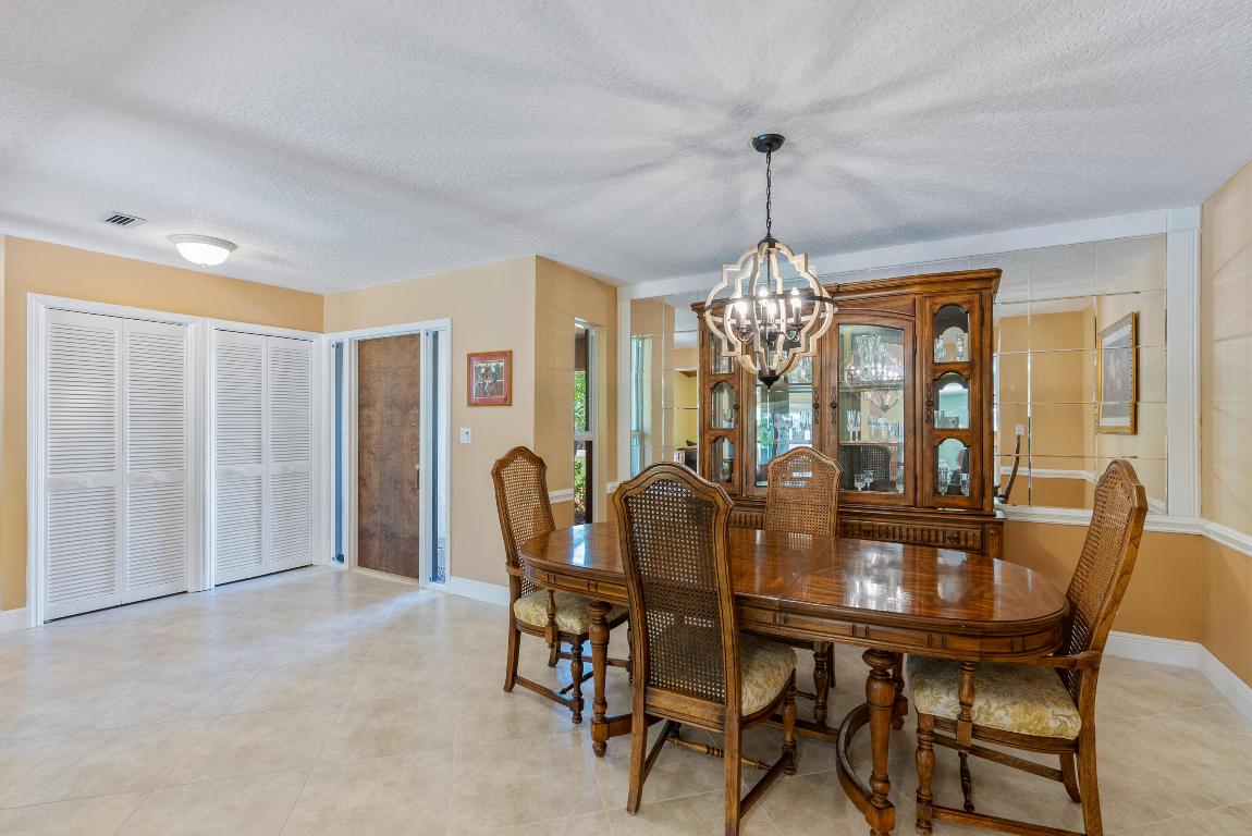 3720 Sherwood Boulevard