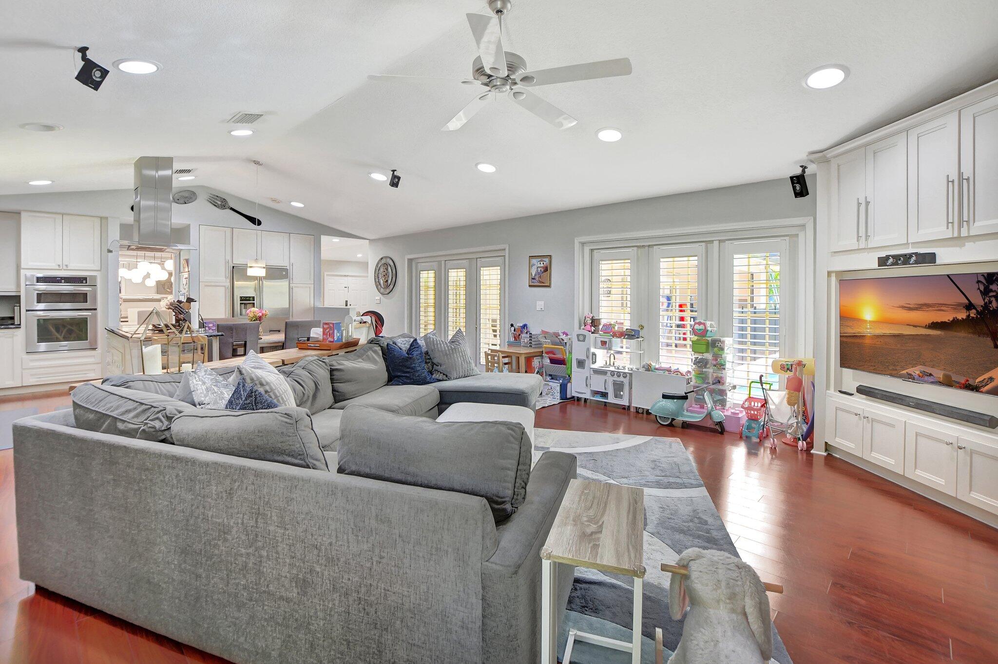 2281 NW 36th Street
