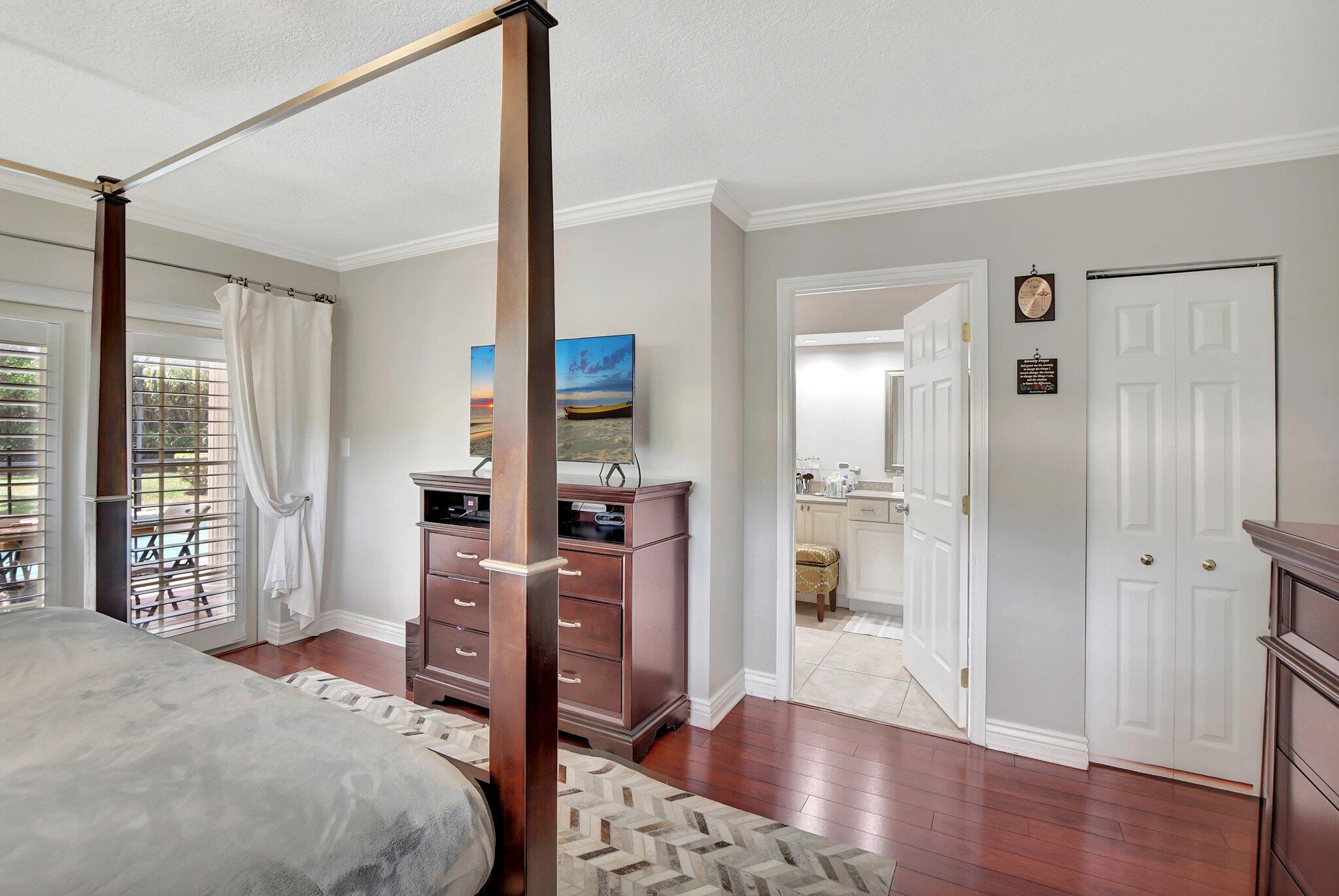 2281 NW 36th Street