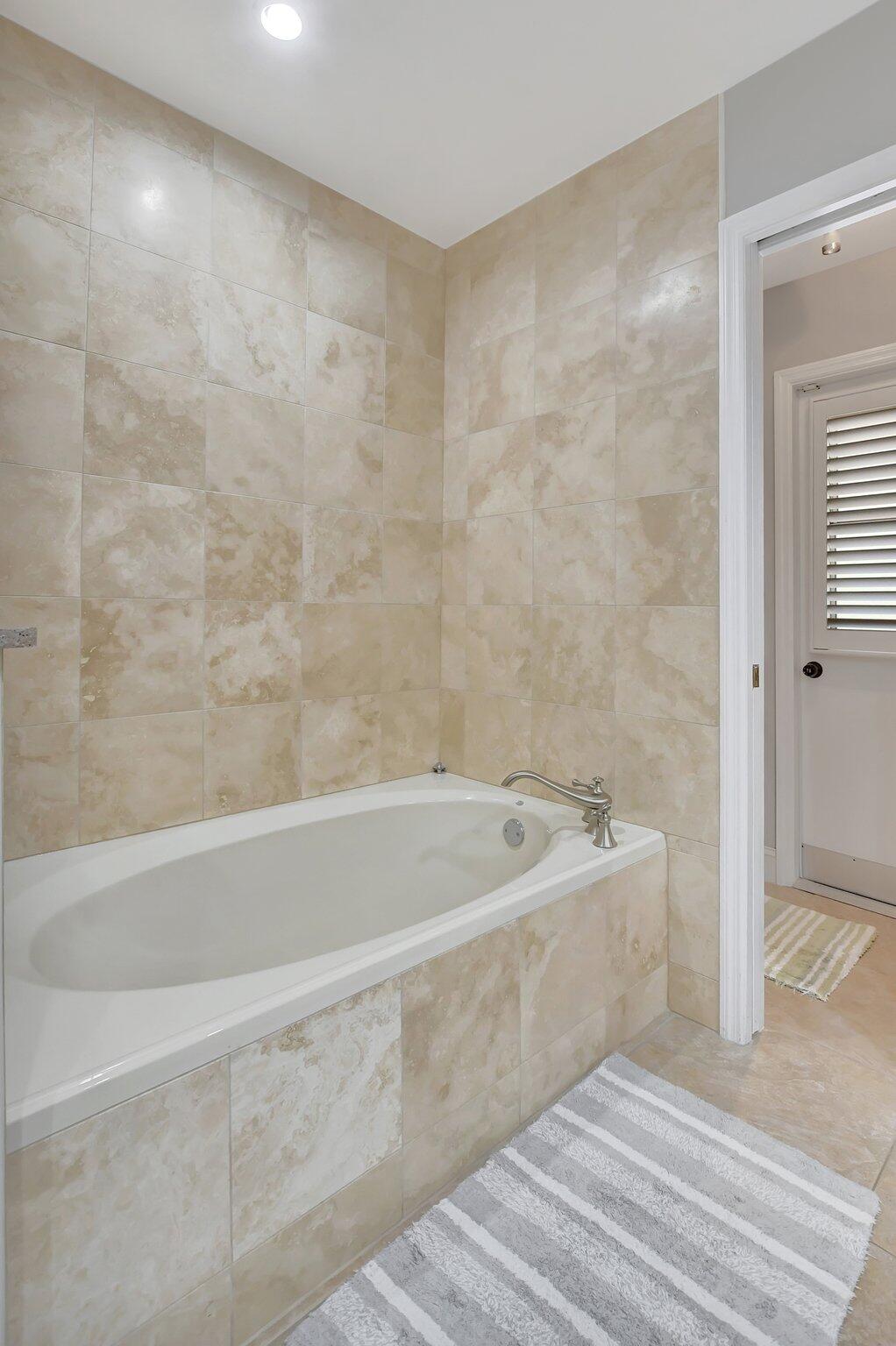 2281 NW 36th Street
