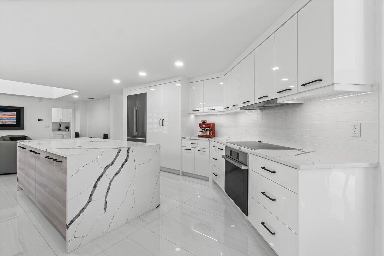 2298 NW 60th Street
