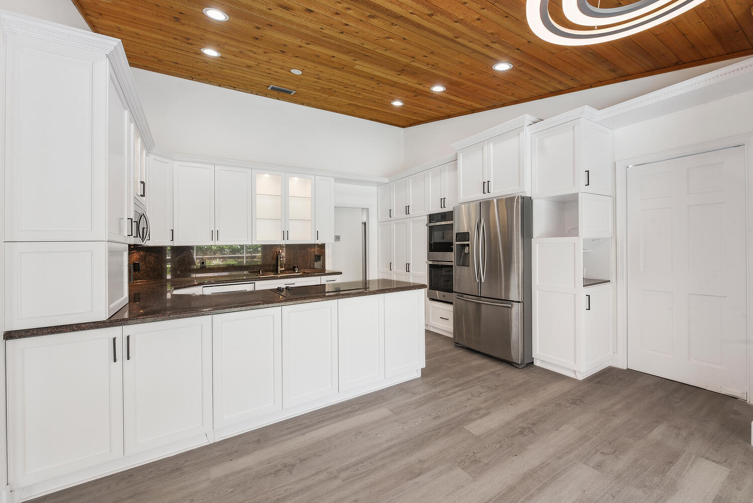 3185 St. James Drive