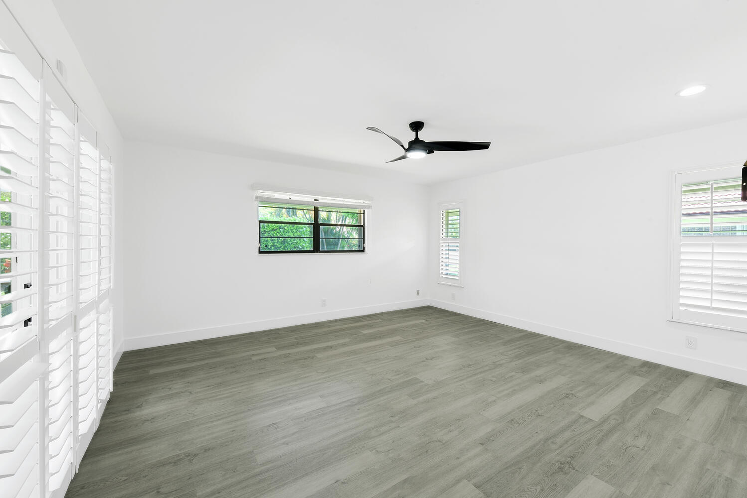 3185 St. James Drive
