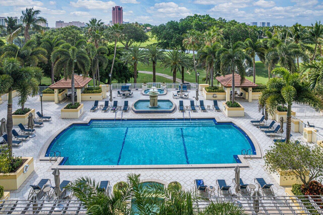 550 SE Mizner Boulevard B-802