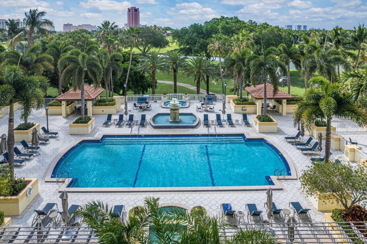 550 SE Mizner Boulevard B-802