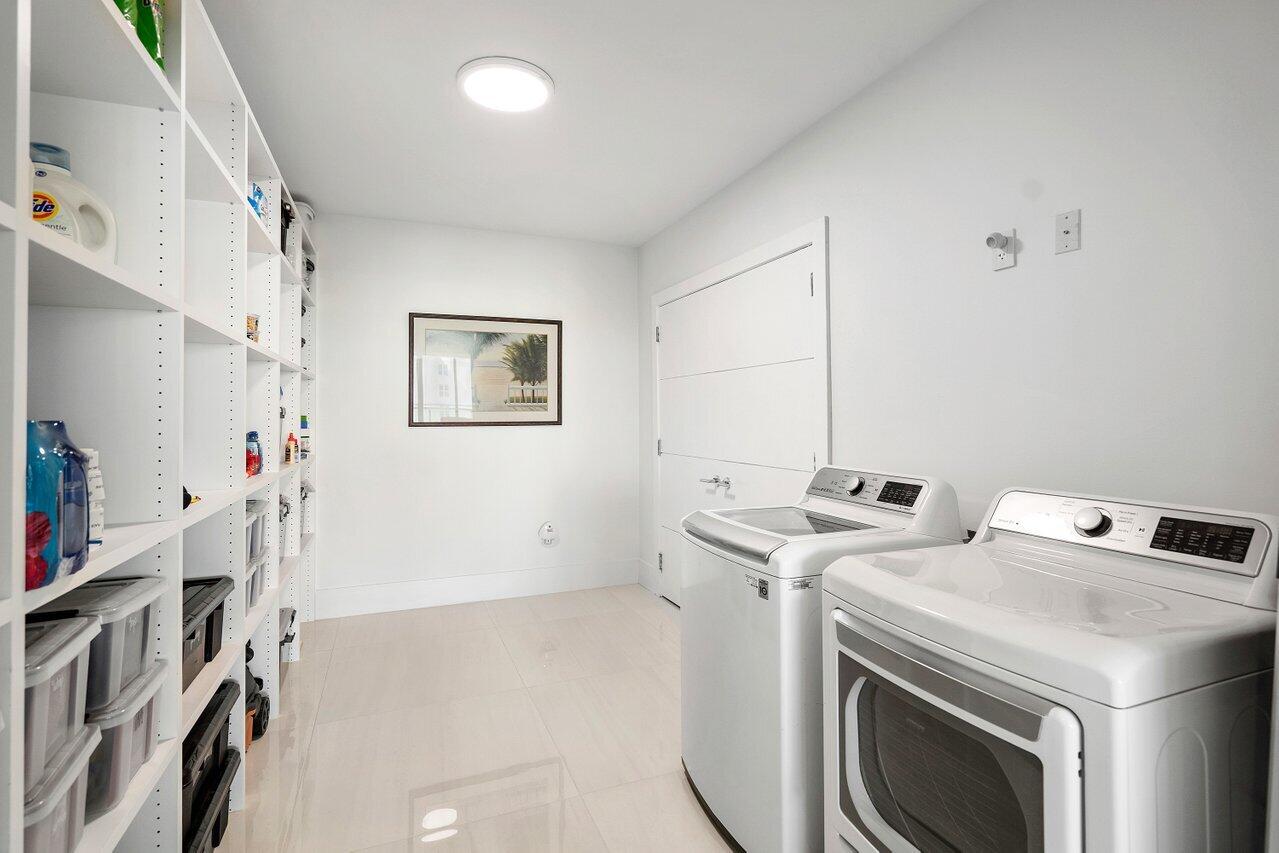 550 SE Mizner Boulevard B-802
