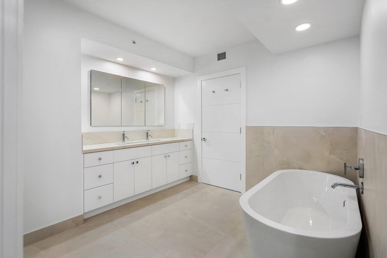 550 SE Mizner Boulevard B-802