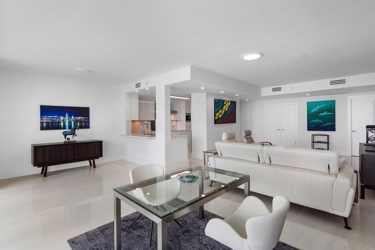 550 SE Mizner Boulevard B-802