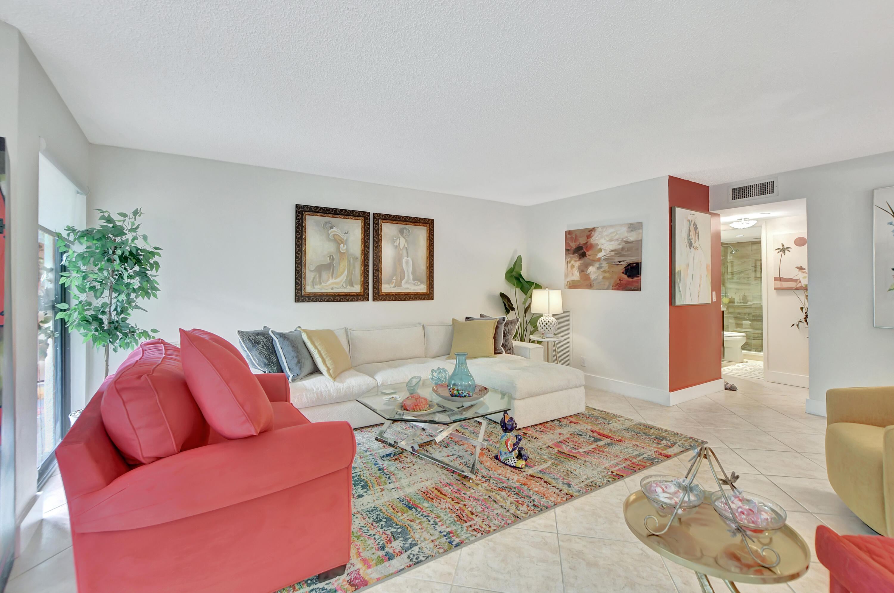5650 Camino Del Sol, 203