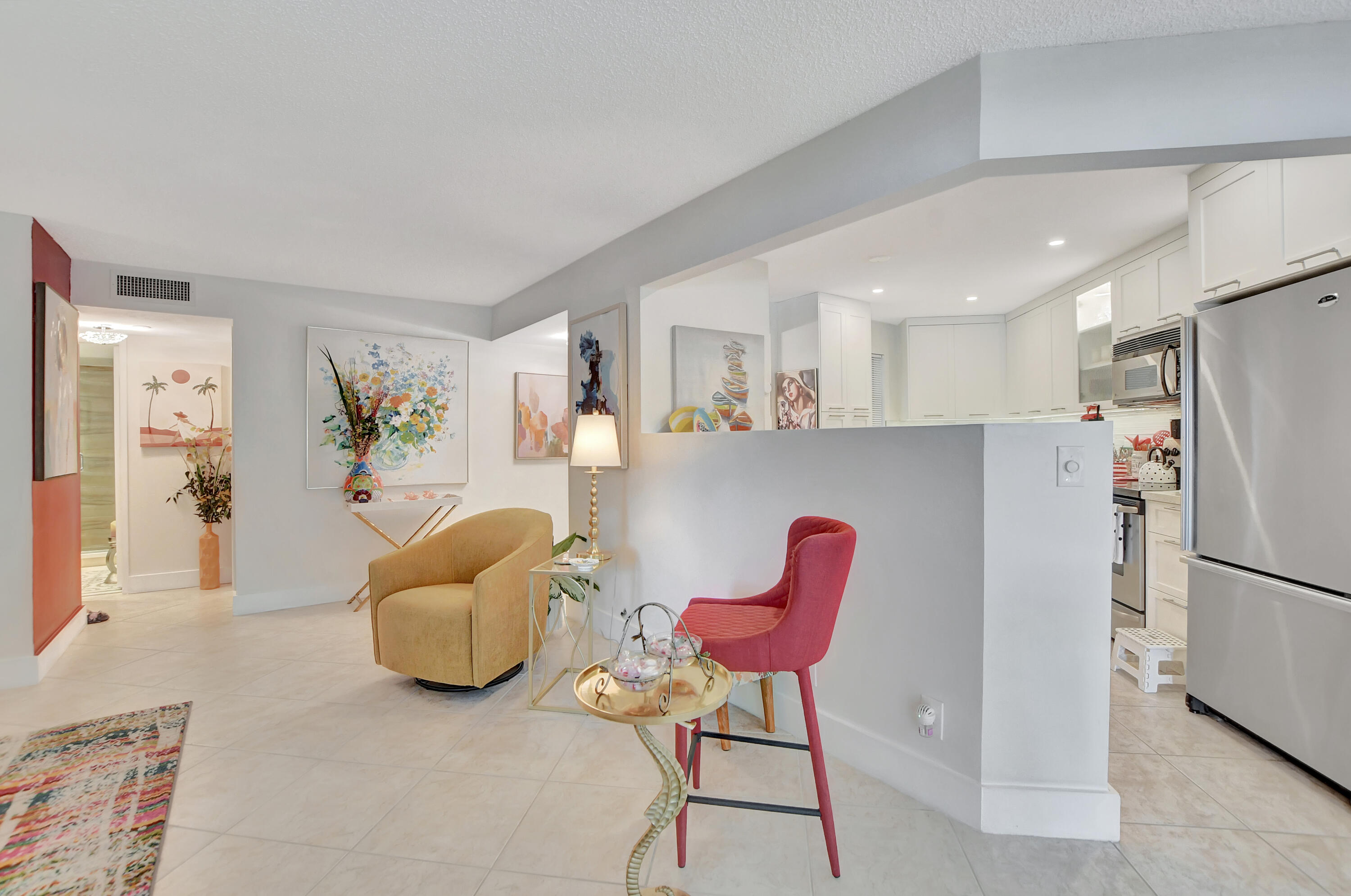 5650 Camino Del Sol, 203