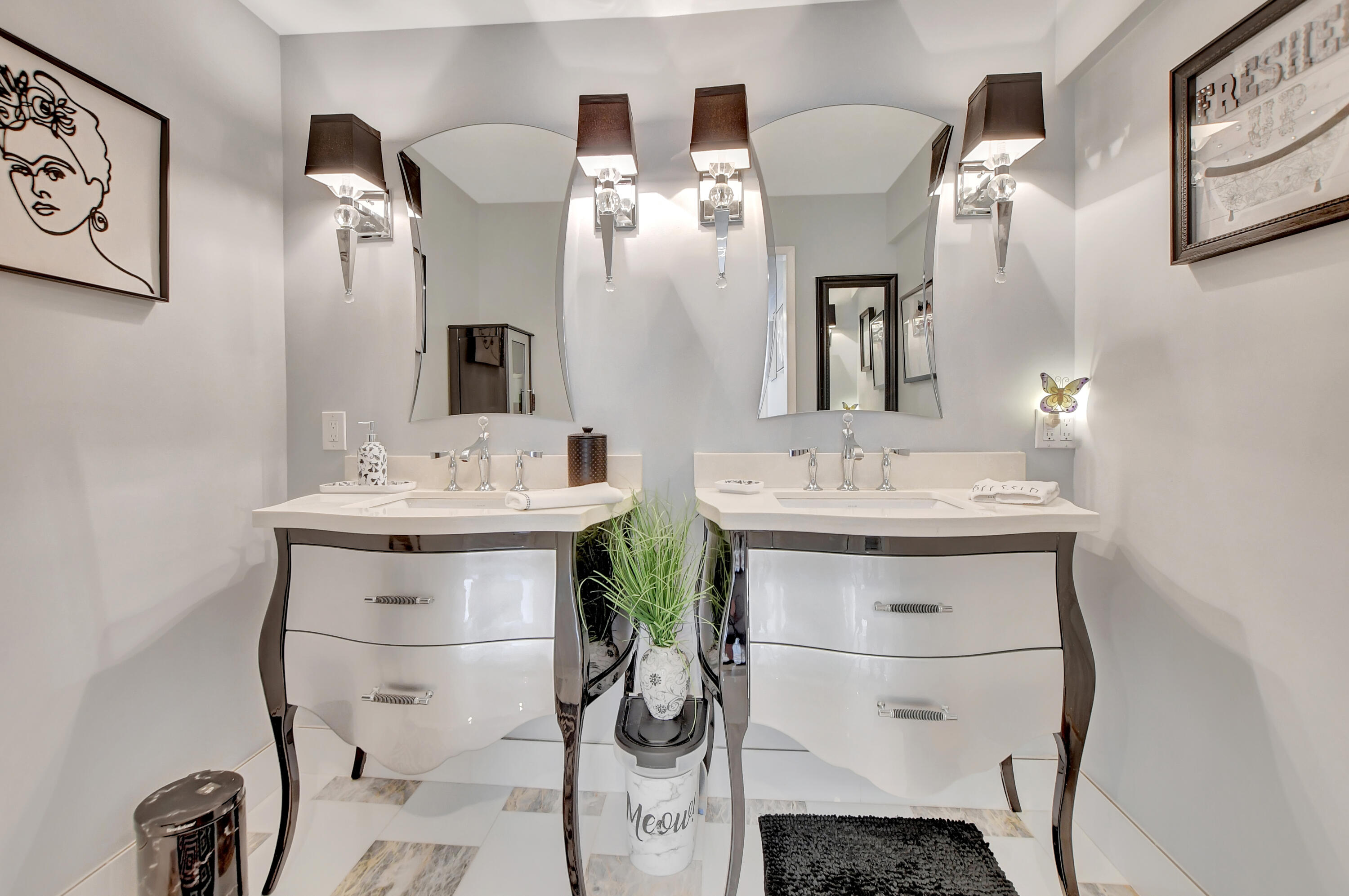5650 Camino Del Sol, 203