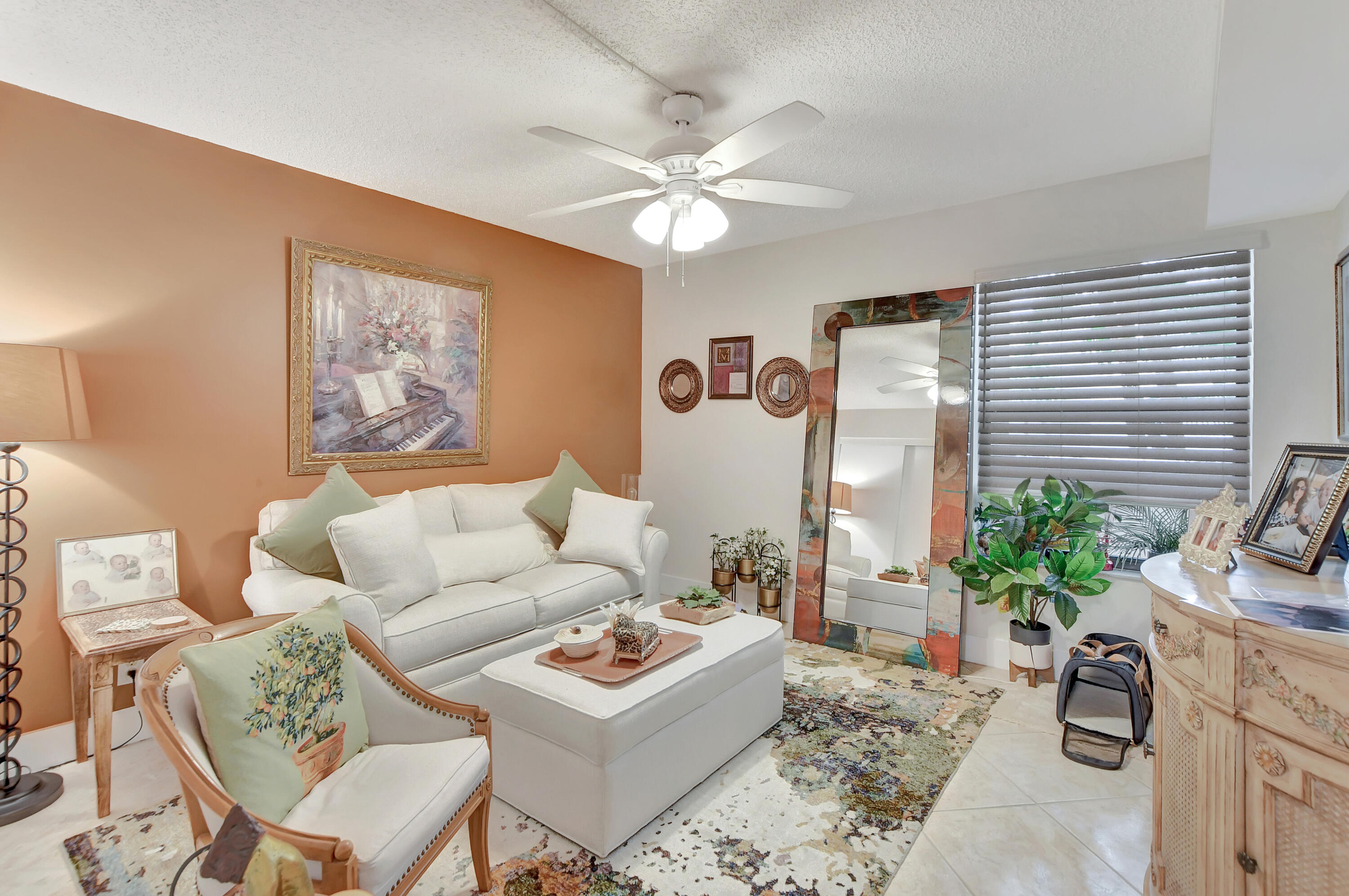 5650 Camino Del Sol, 203