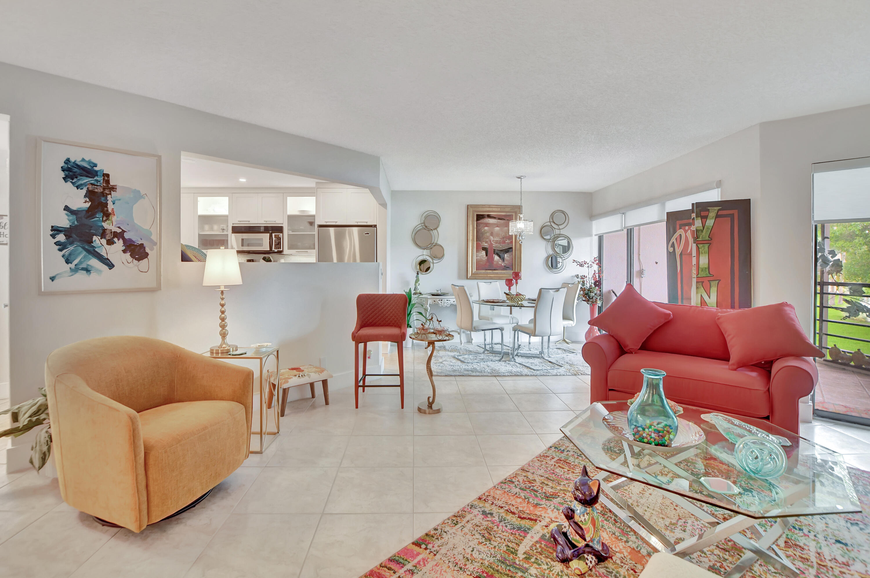 5650 Camino Del Sol, 203