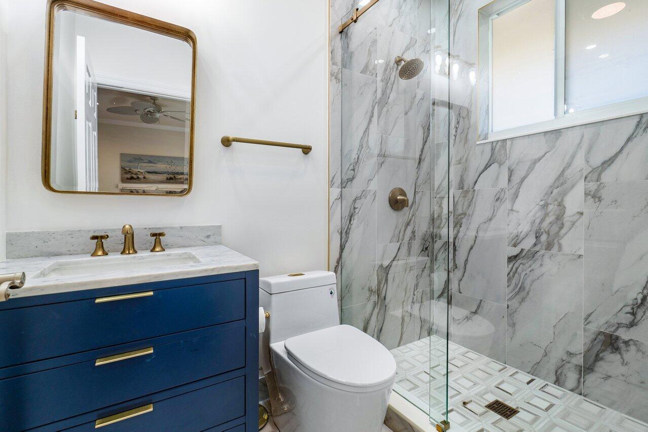 5761 Paddington Way