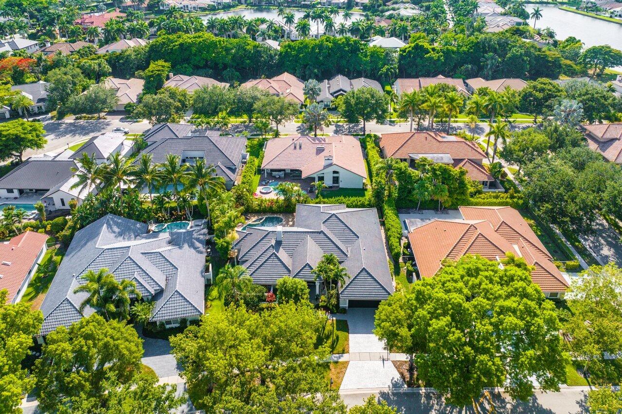 5761 Paddington Way