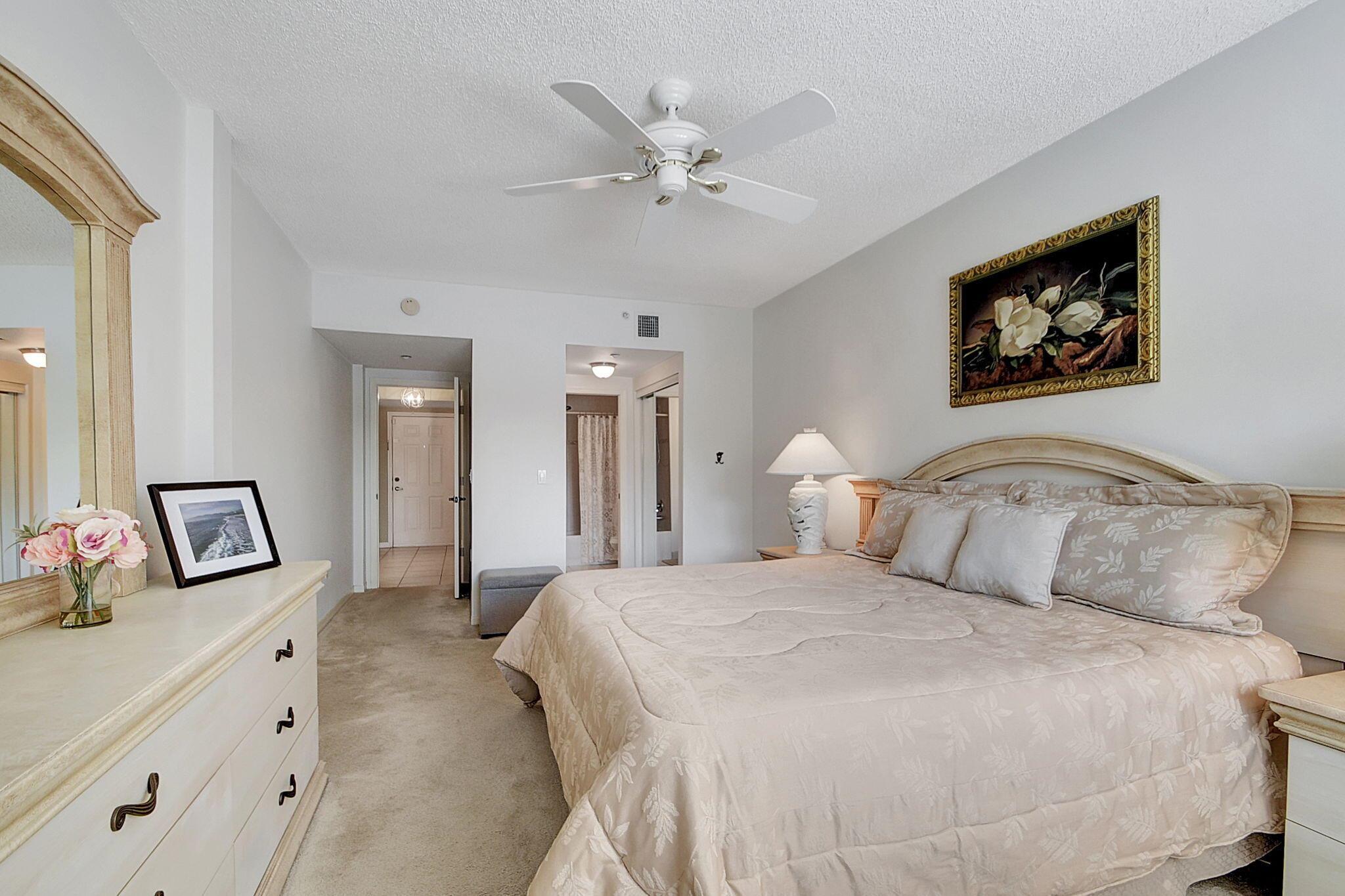 2105 Lavers Circle 202