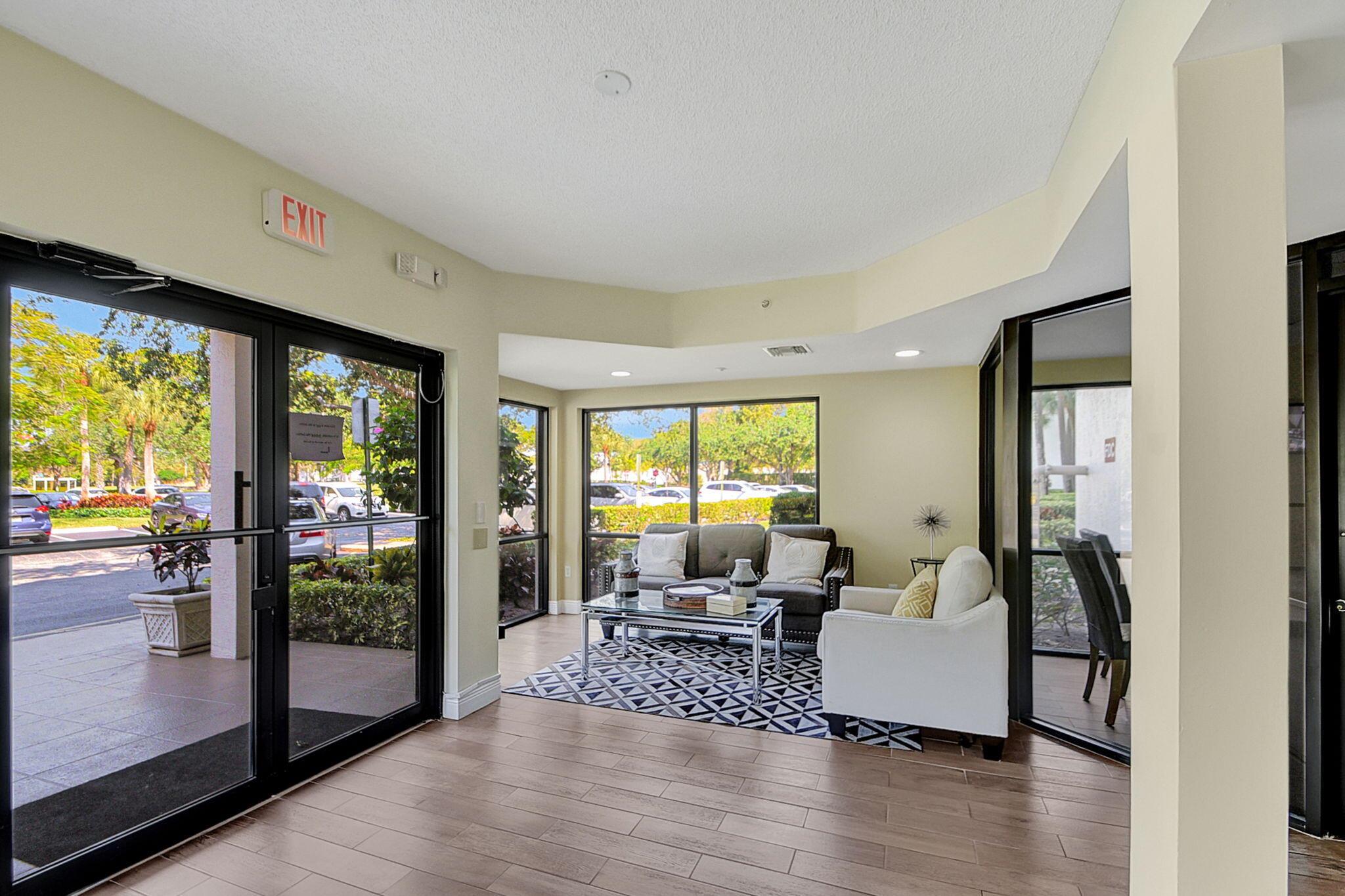 2105 Lavers Circle 202
