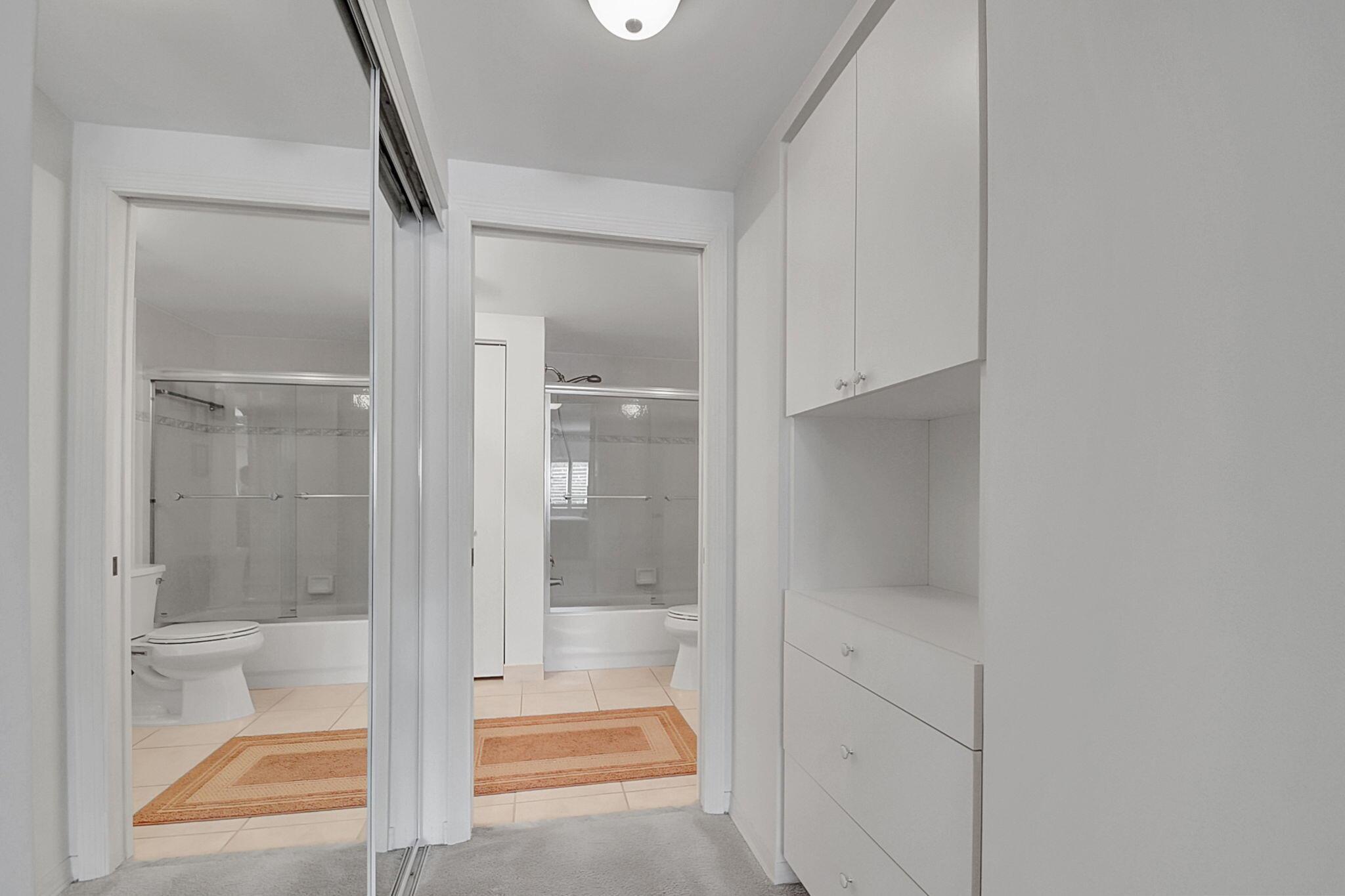 2105 Lavers Circle 202