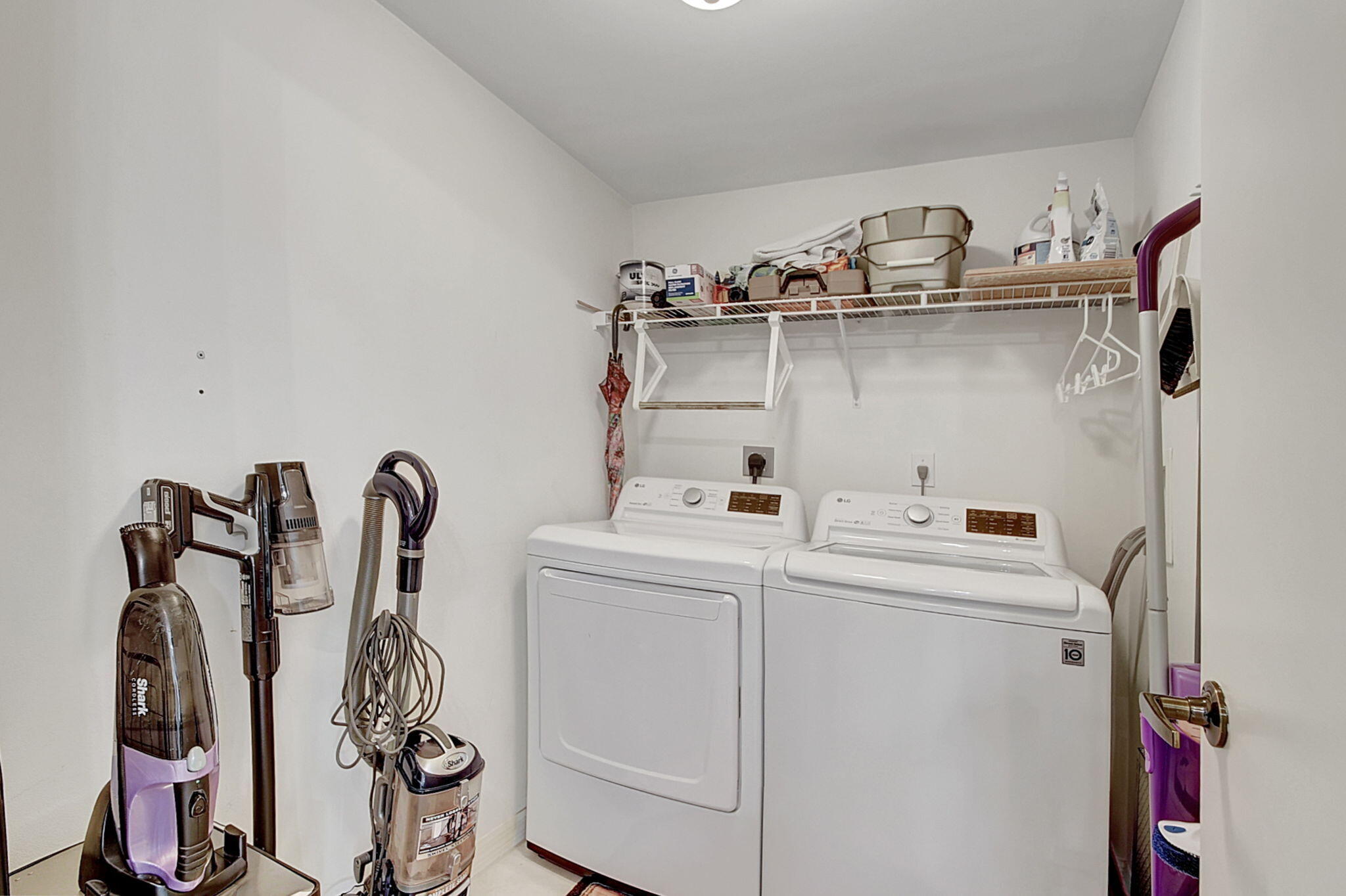 2105 Lavers Circle 202