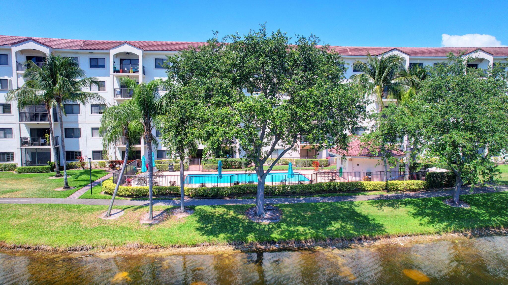 2105 Lavers Circle 202