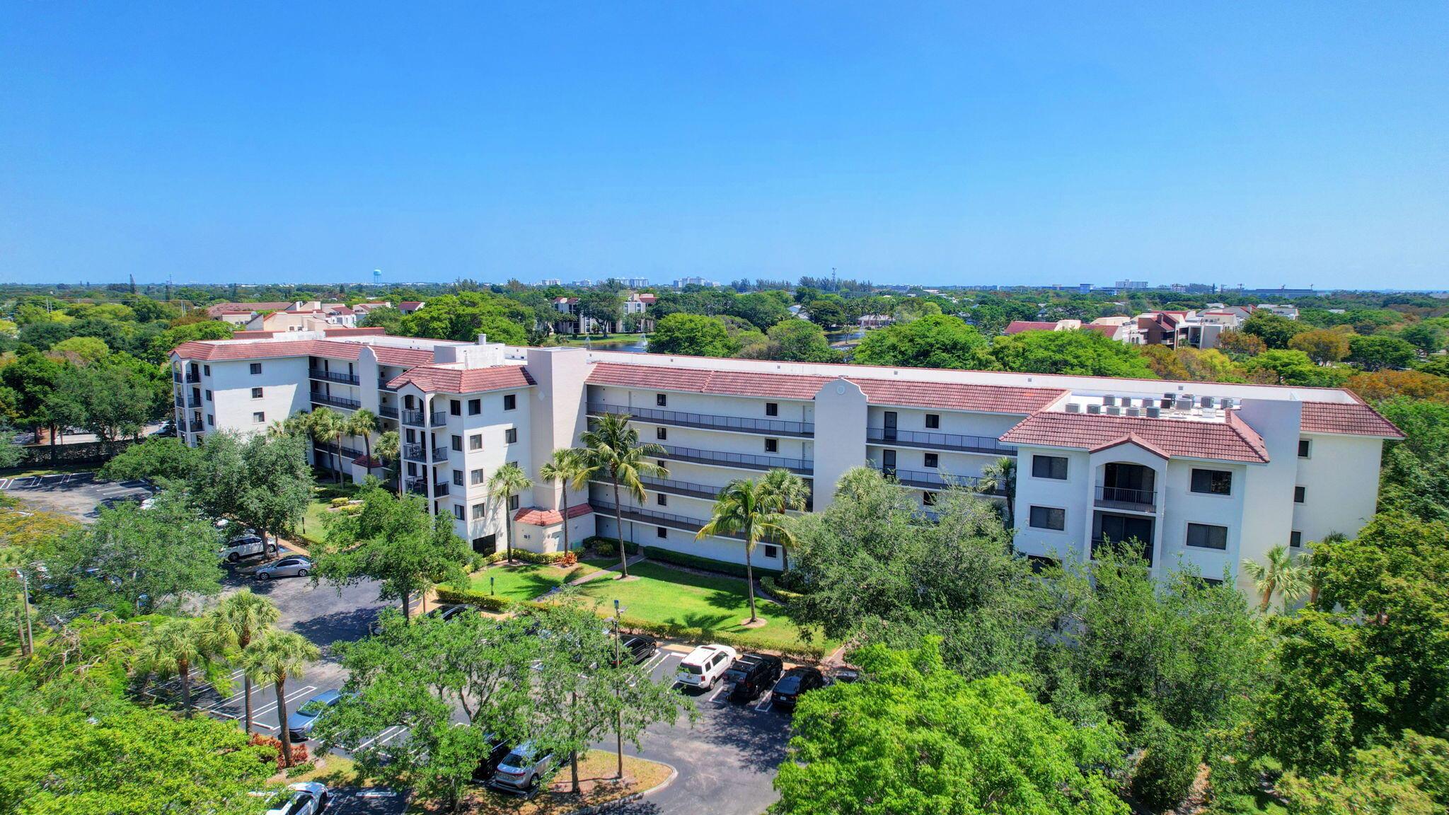 2105 Lavers Circle 202