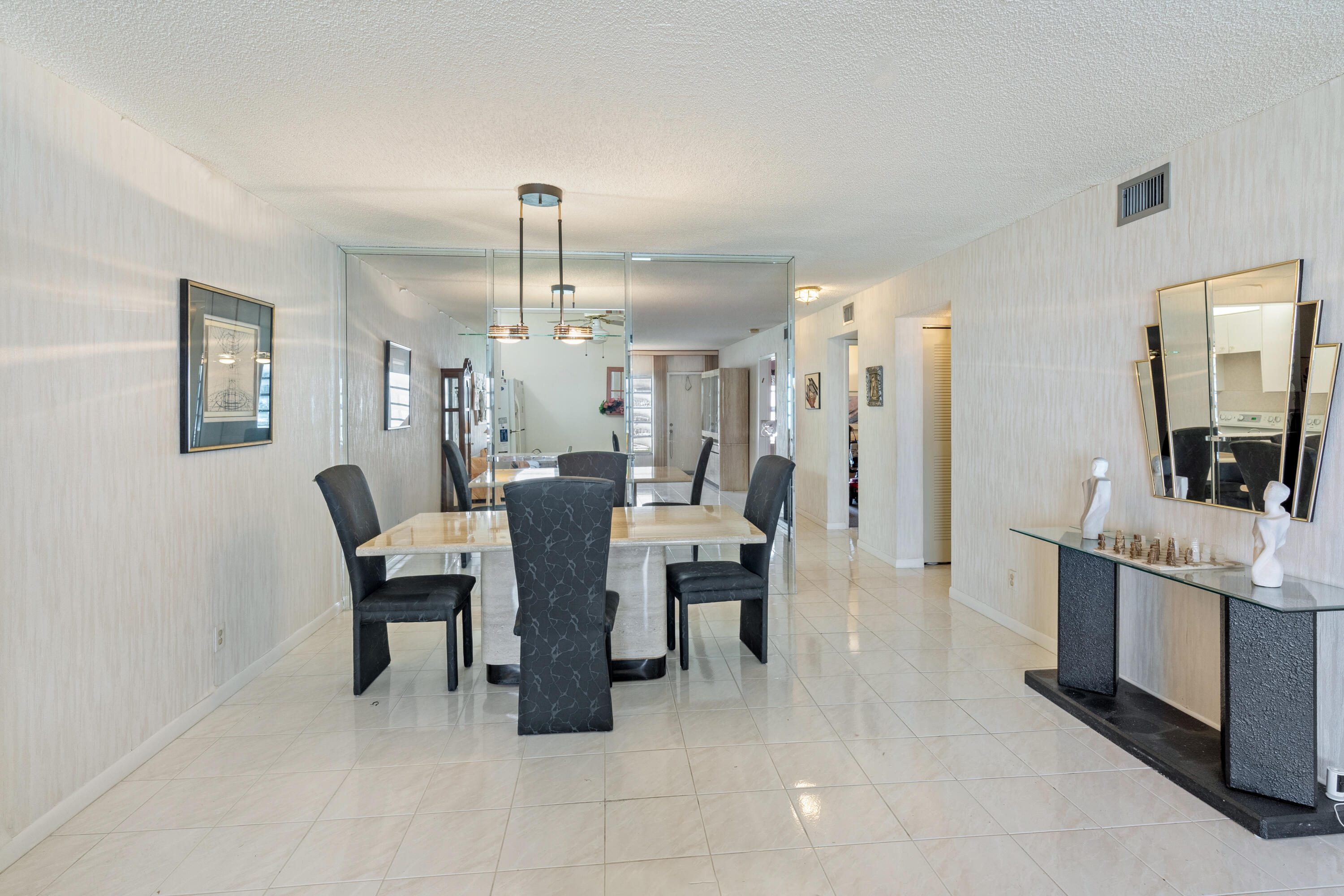 18871 Stewart Circle 4