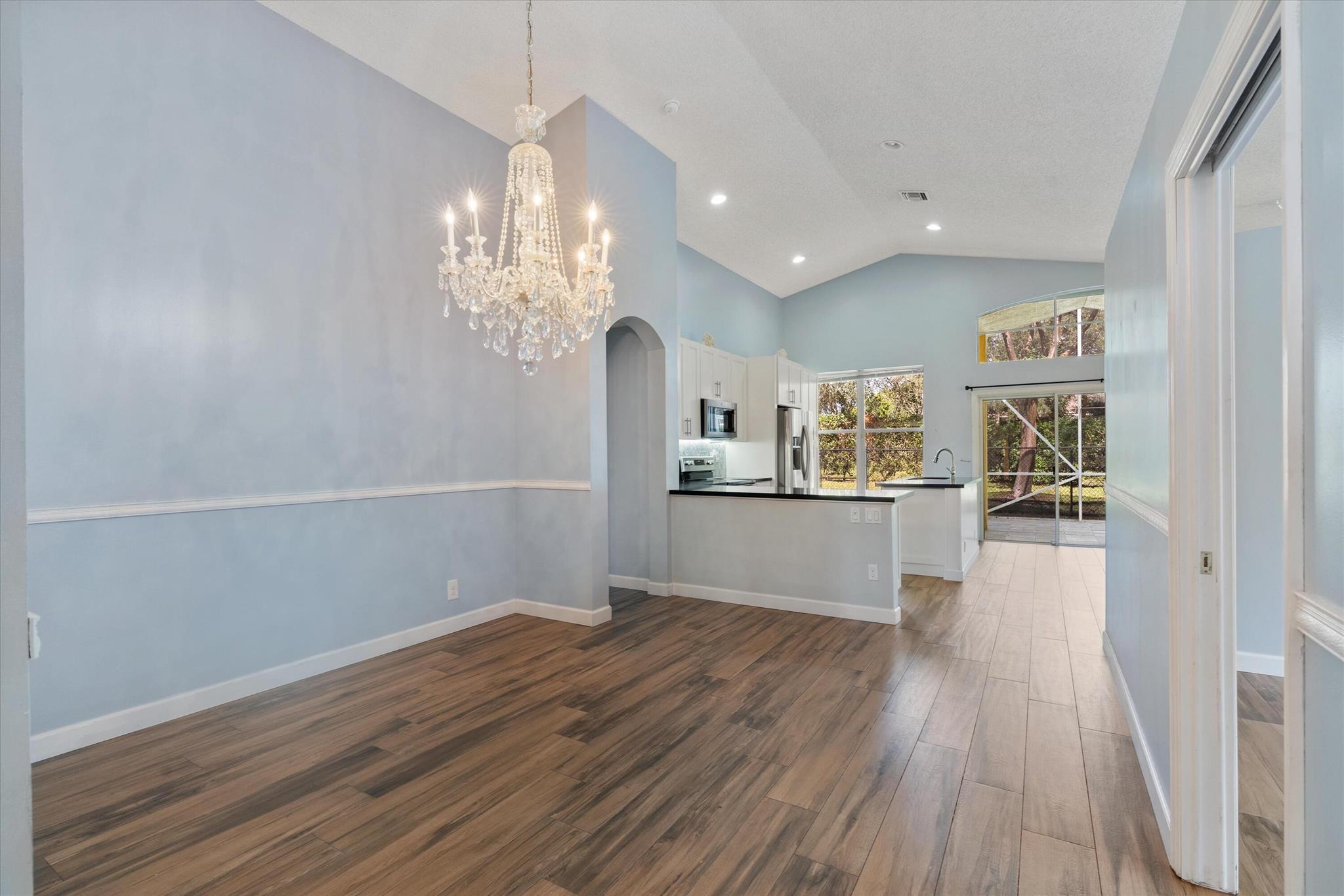 9517 Verona Lakes Blvd Boulevard