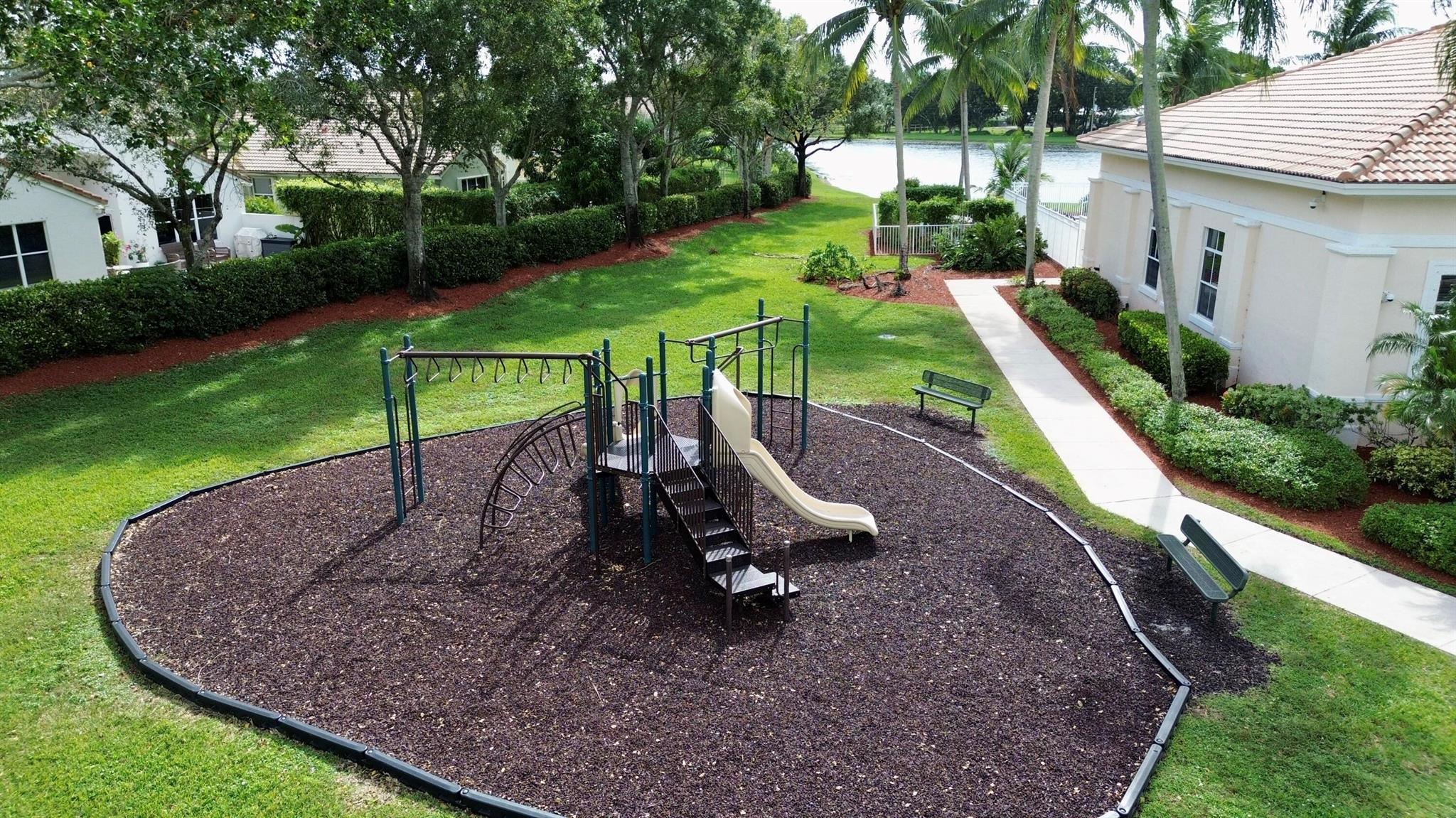 9517 Verona Lakes Blvd Boulevard