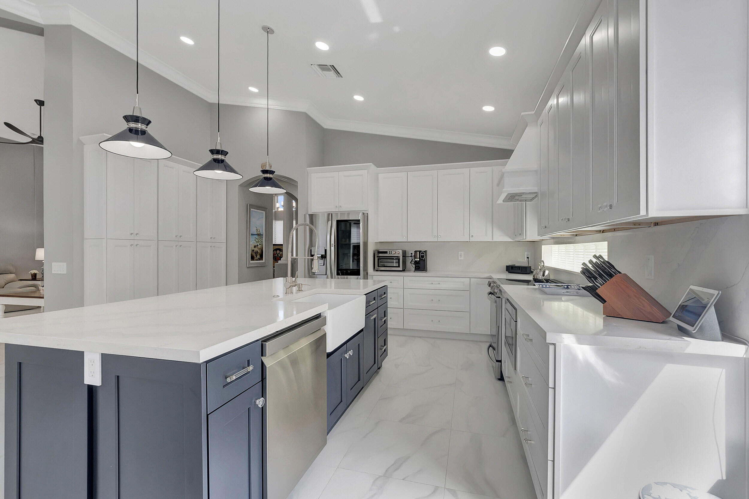 7438 Carmela Way