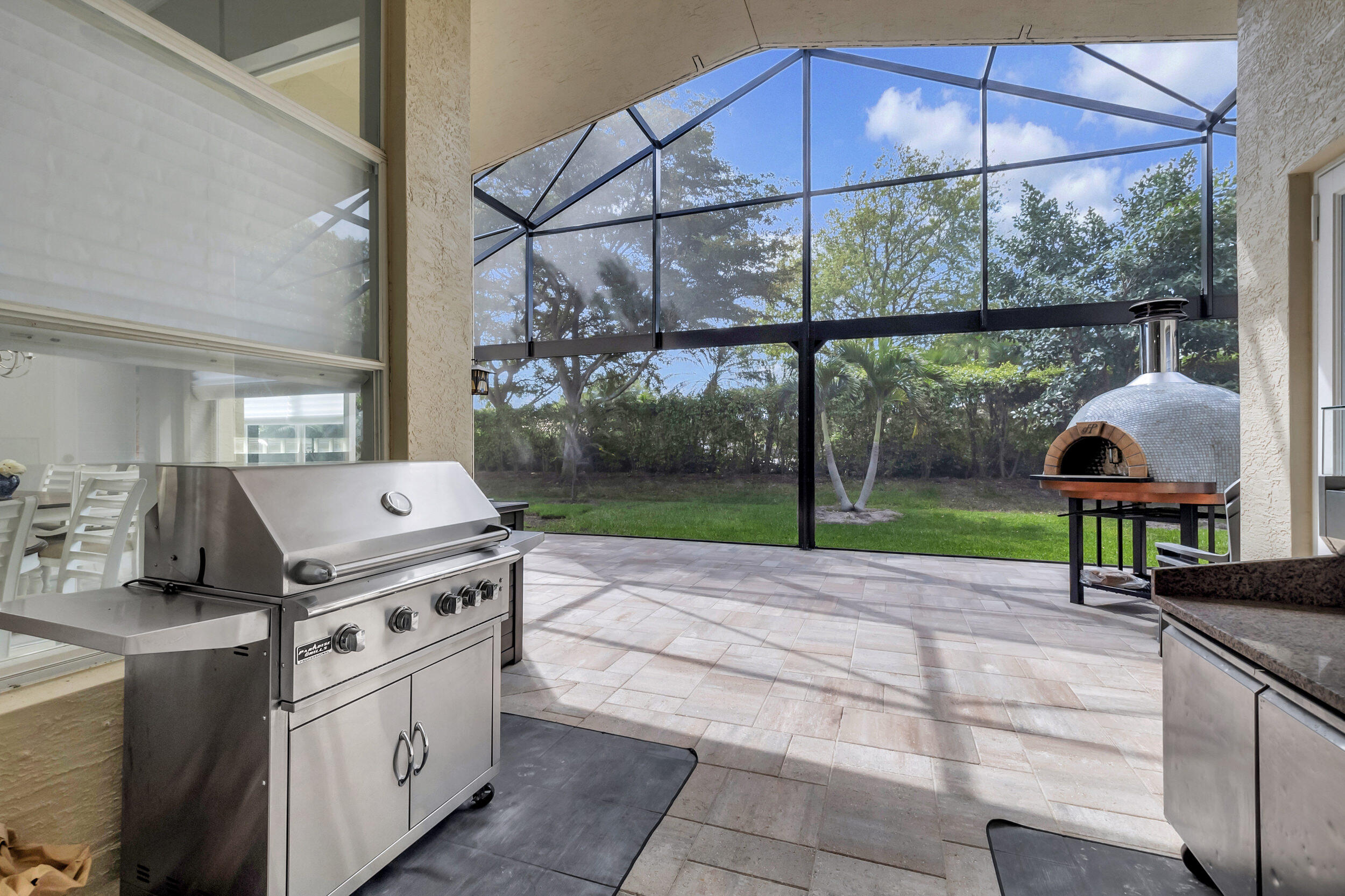 7438 Carmela Way