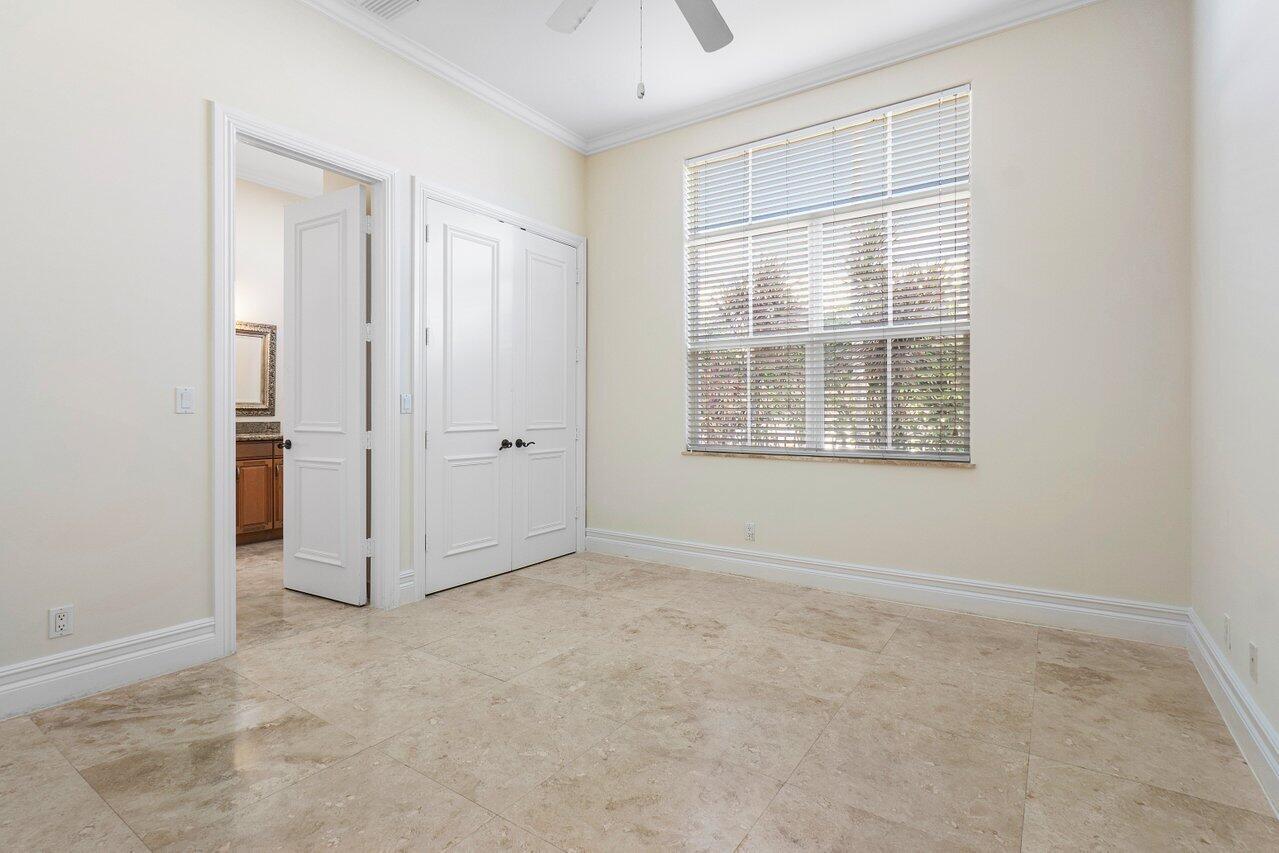 811 NE 33rd Street