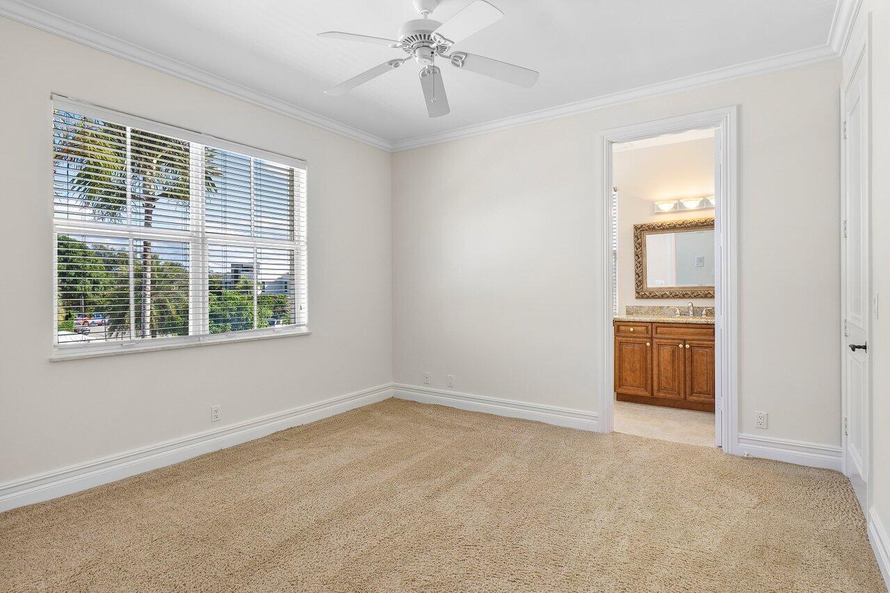 811 NE 33rd Street