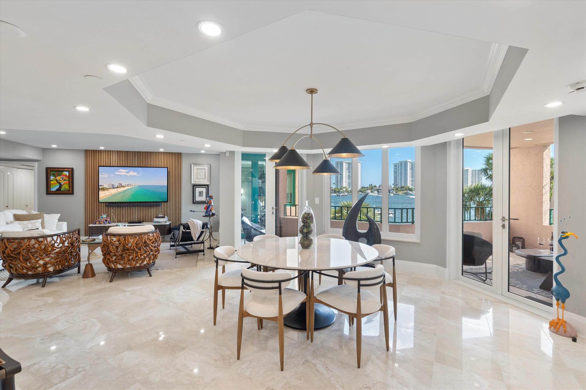 140 SE 5th Avenue 250