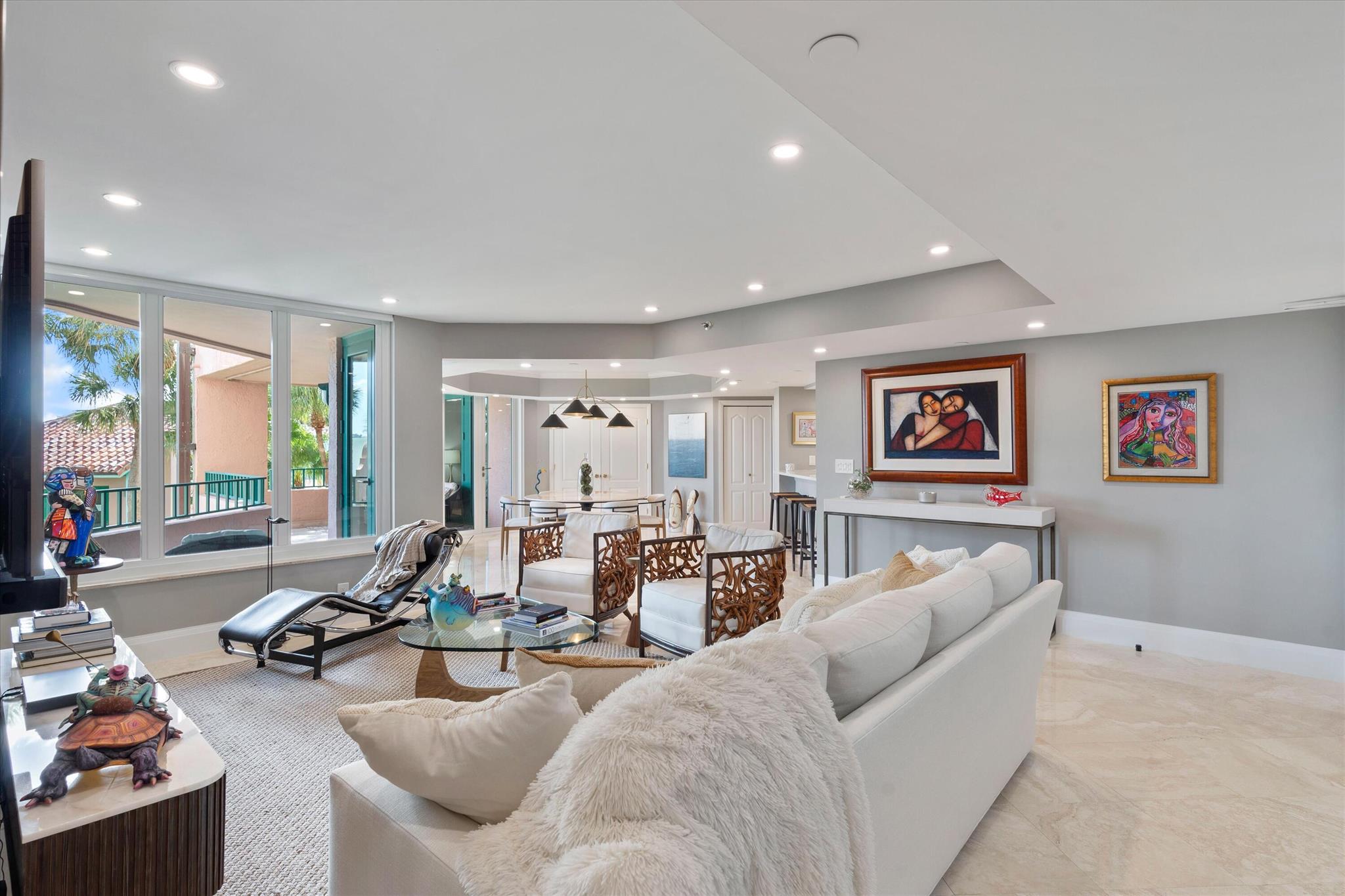 140 SE 5th Avenue 250