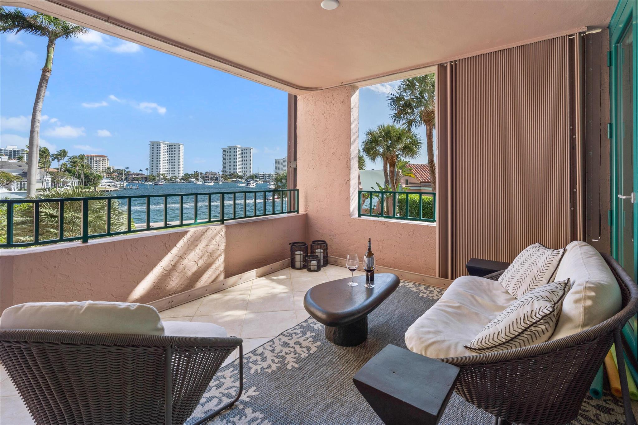 140 SE 5th Avenue 250