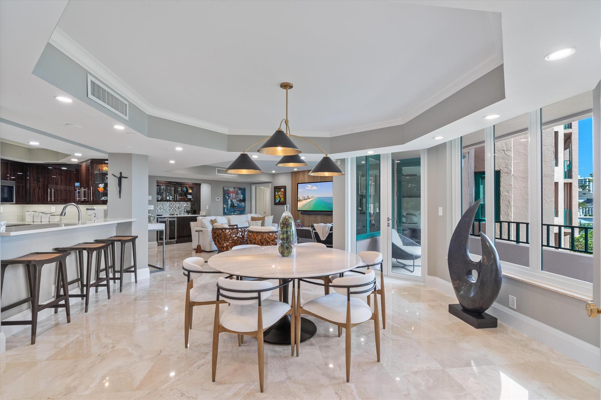 140 SE 5th Avenue 250