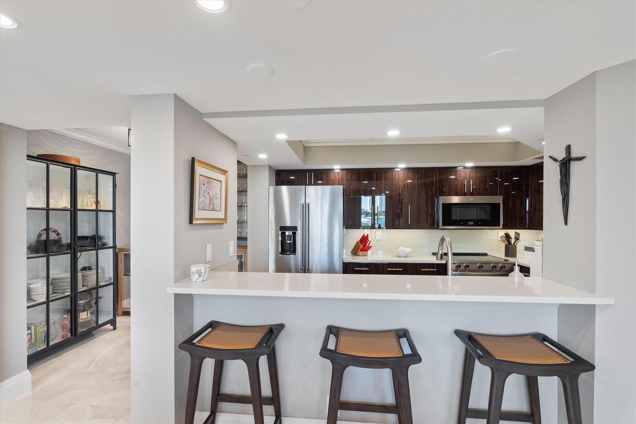 140 SE 5th Avenue 250