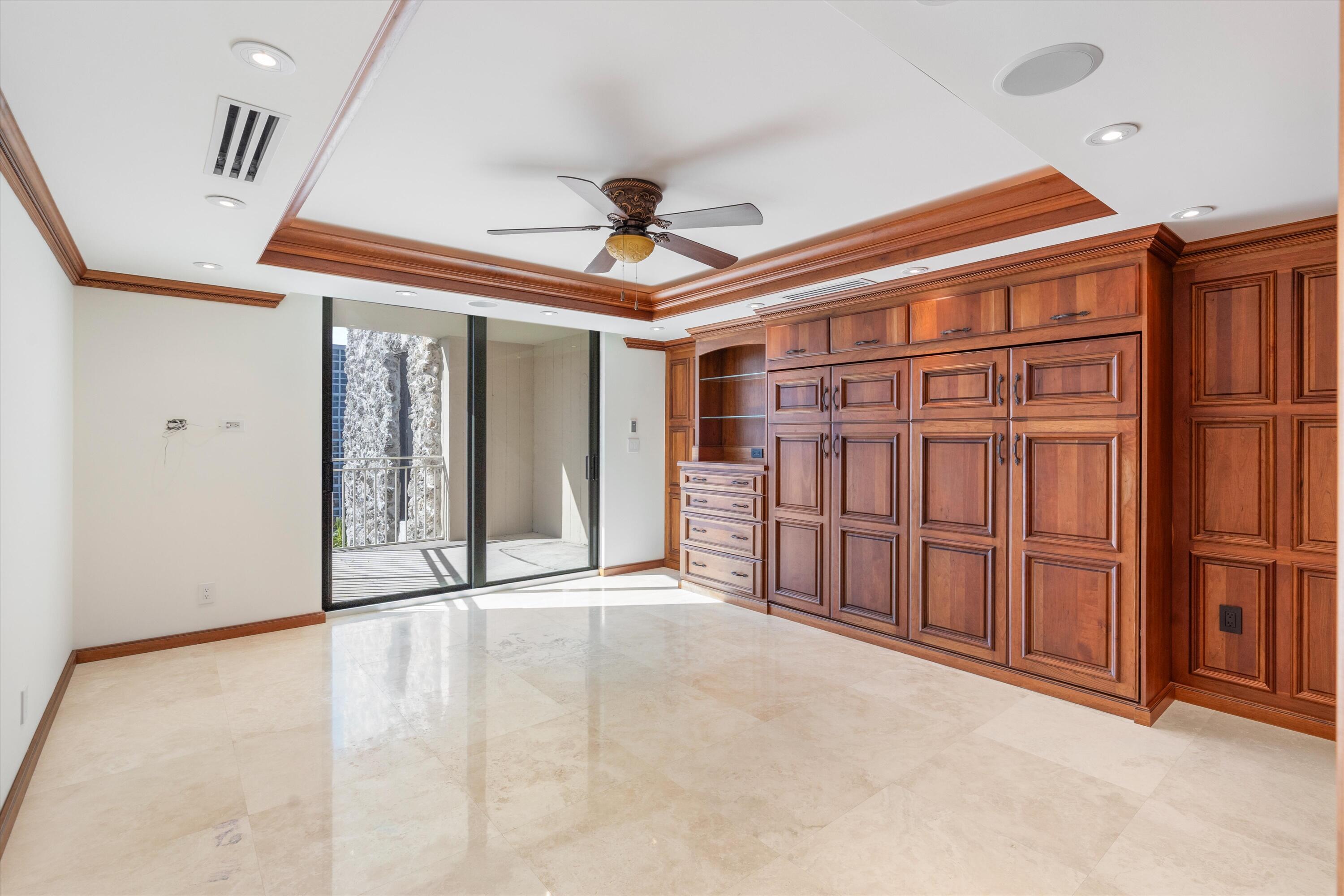2155 S Ocean Boulevard 10