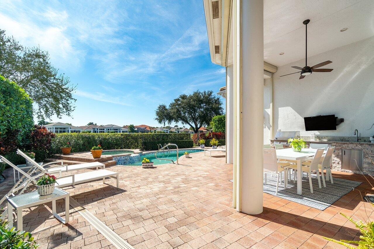 6473 Enclave Way