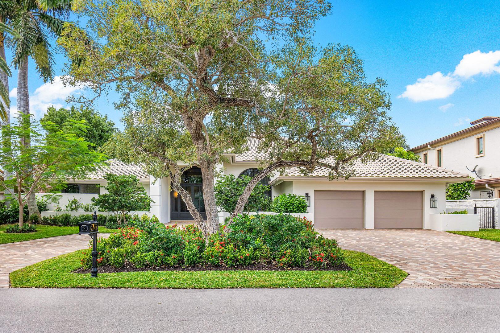 2249 W Silver Palm Road