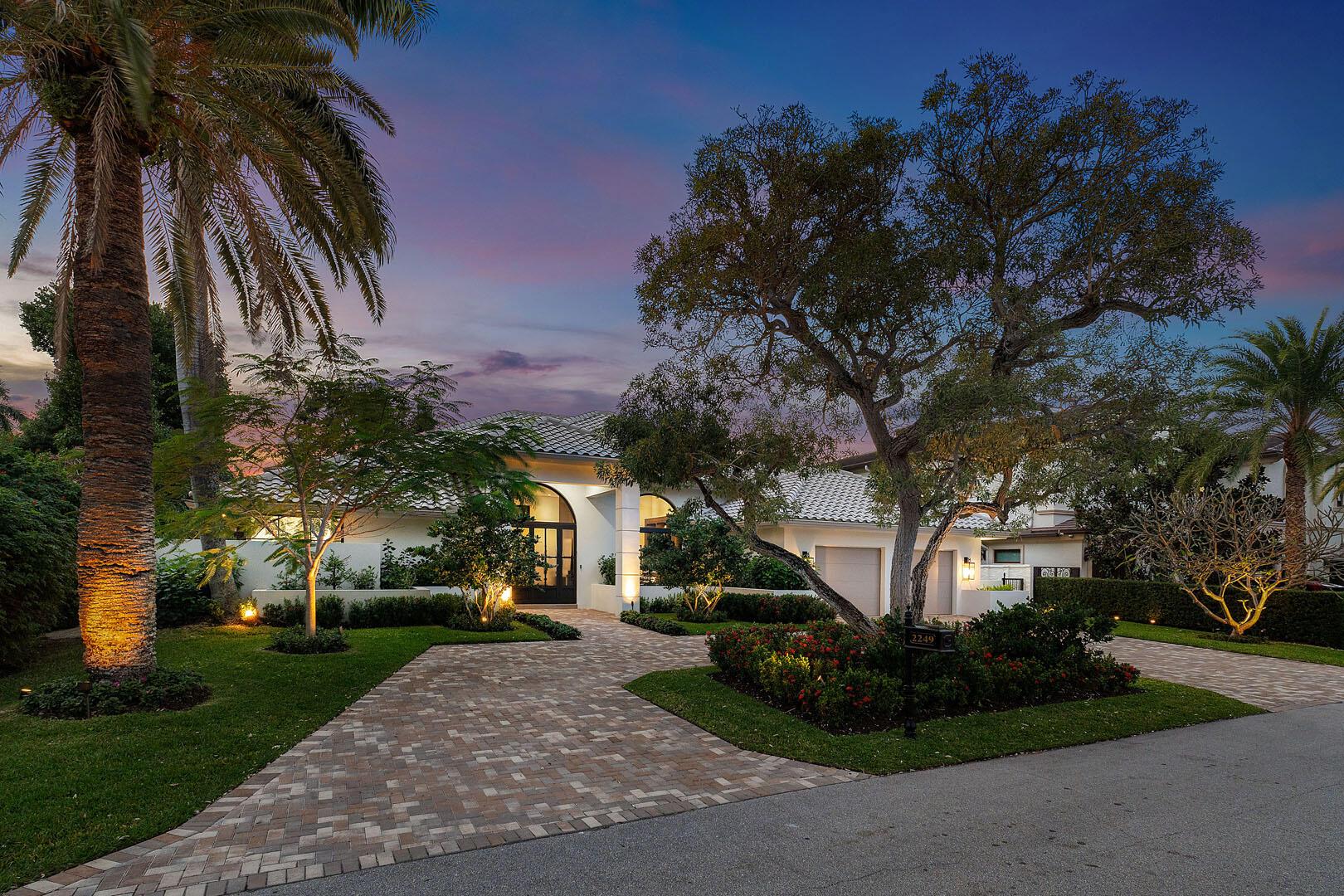 2249 W Silver Palm Road