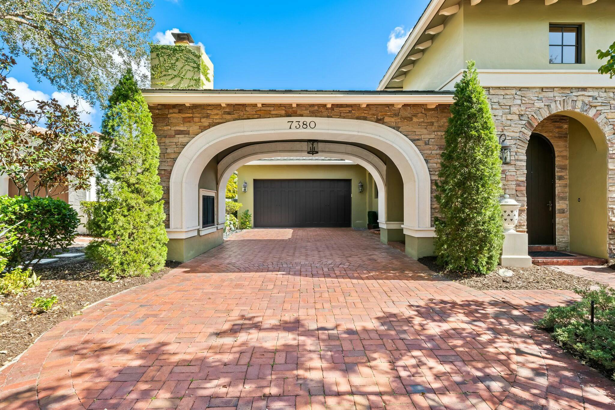 7380 Wisteria Av Avenue