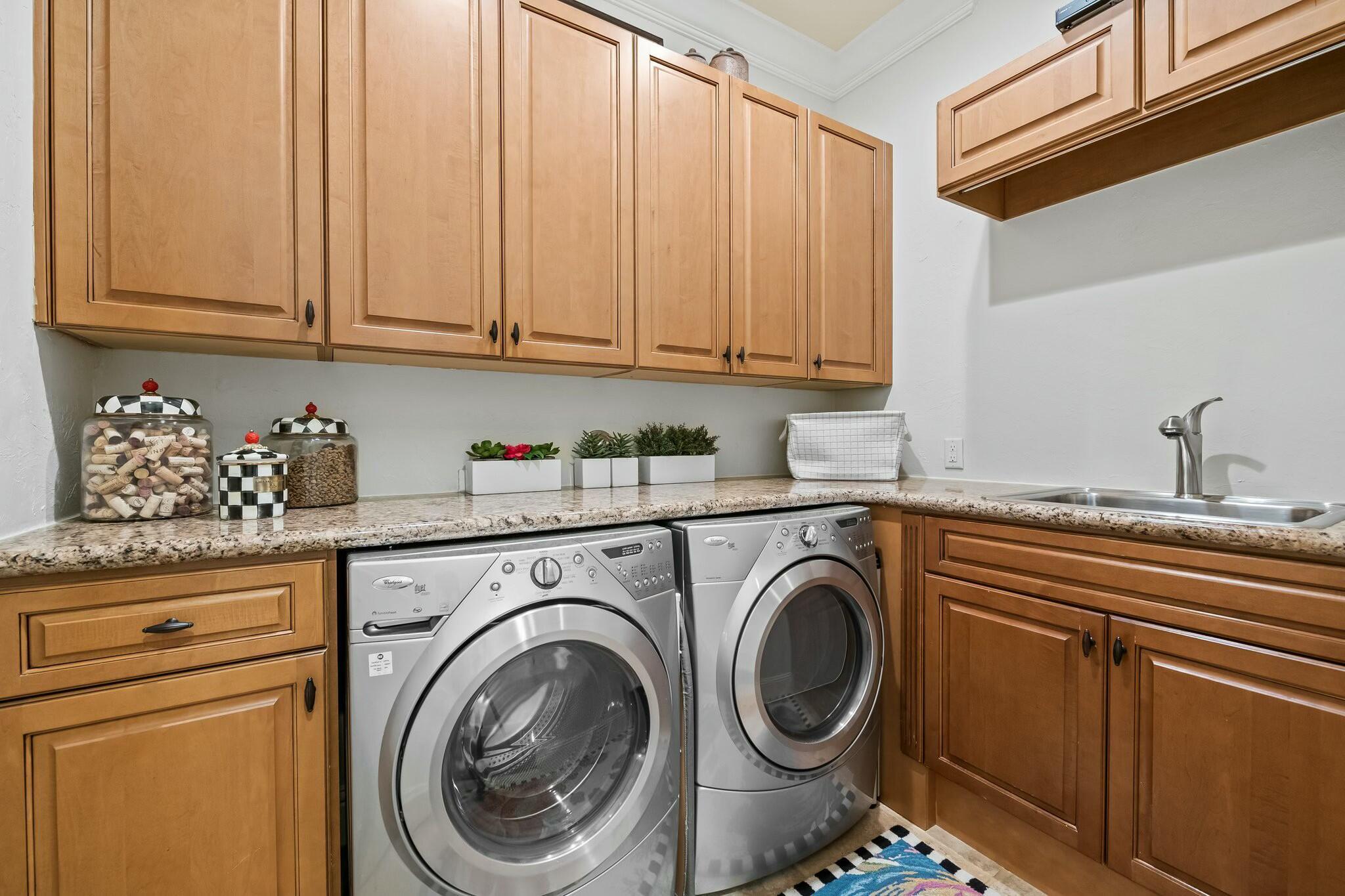 7380 Wisteria Av Avenue