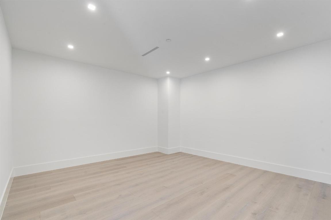 1068 Del Harbour Drive