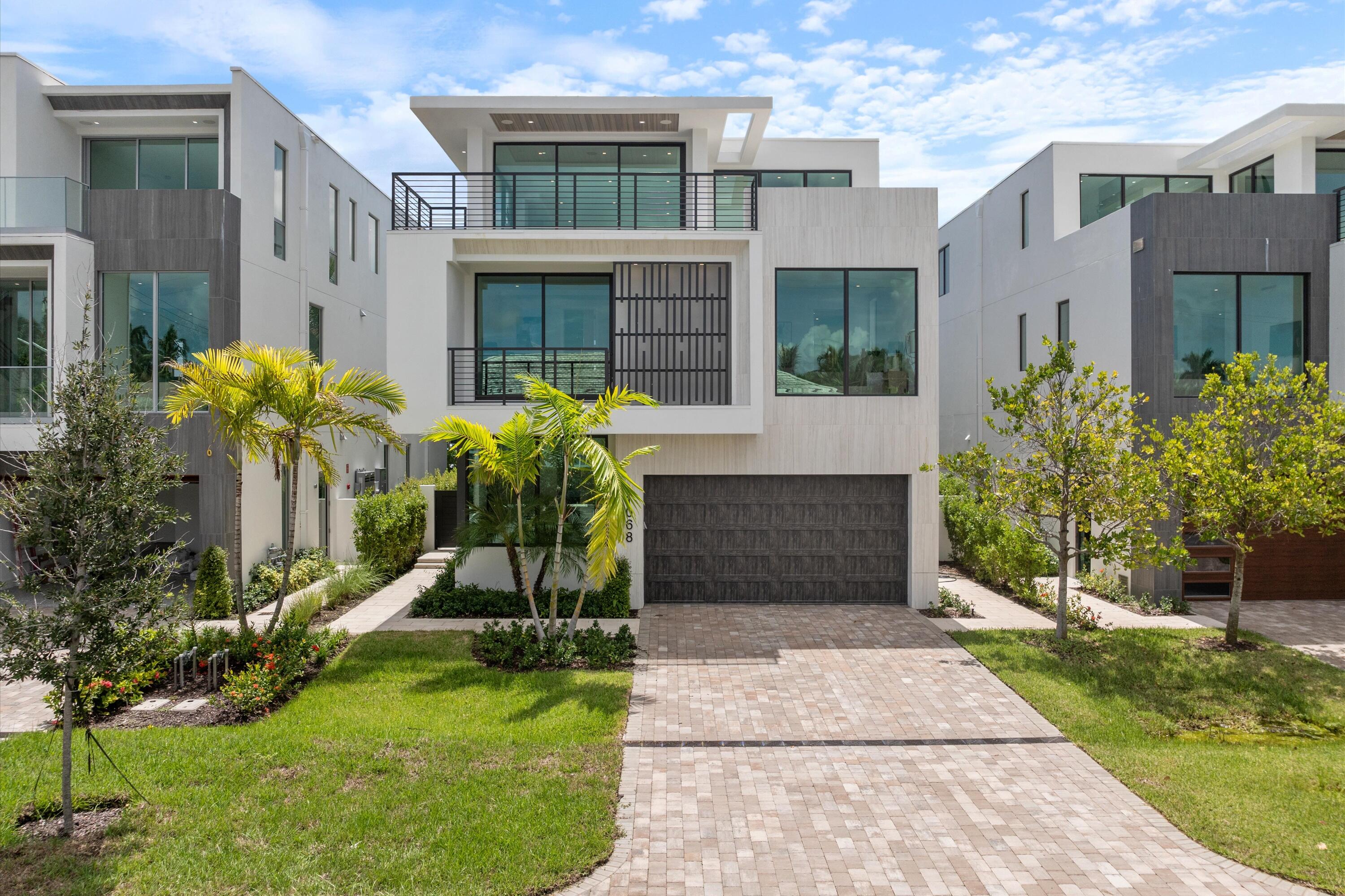1068 Del Harbour Drive